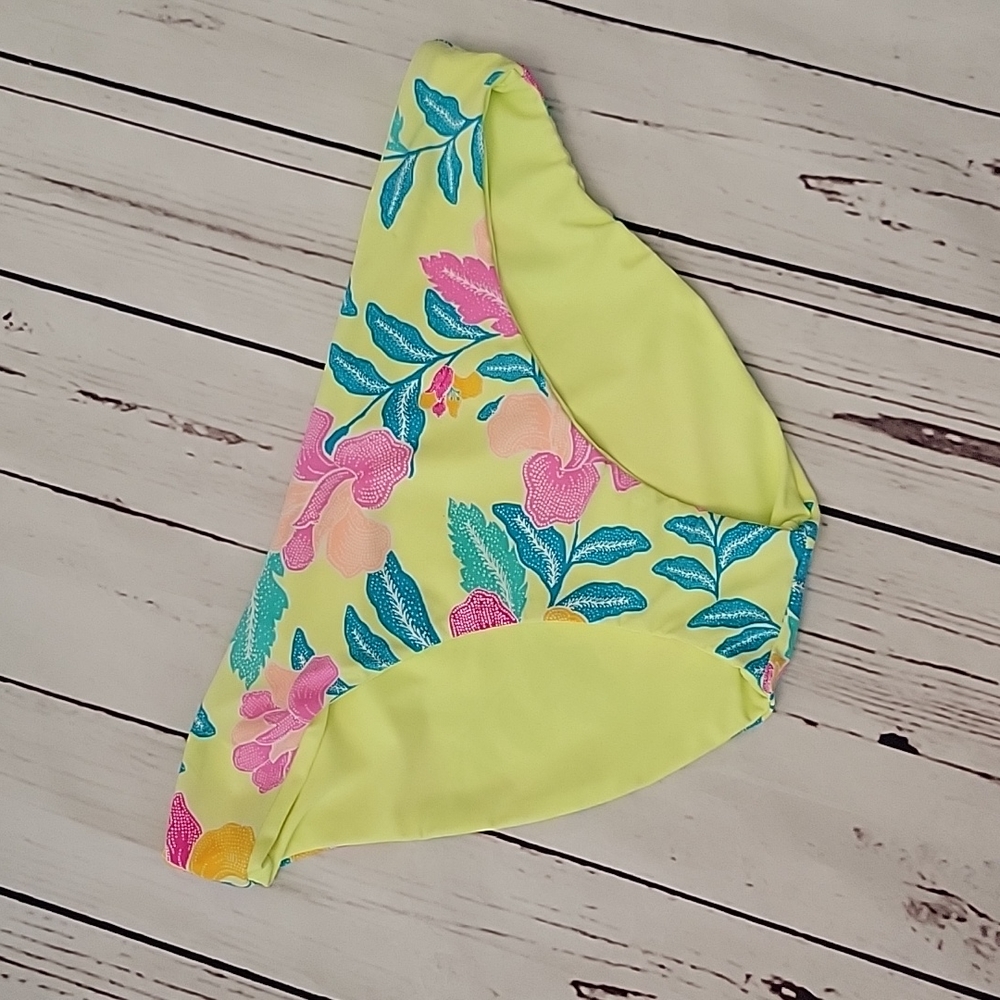Reversible Bikini Bottom - Picture 2 of 10